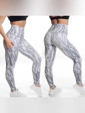 P’tula Chandre Birch Marble Active Leggings Size Medium